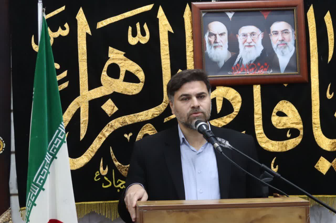 حضور فرماندار و مسئولان دستگاه‌های اجرایی شهرستان کارون در نماز جمعه همزمان با هفته دولت